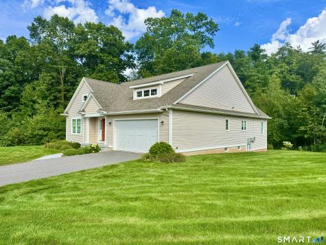 12 Copley Circle Enfield CT 06082