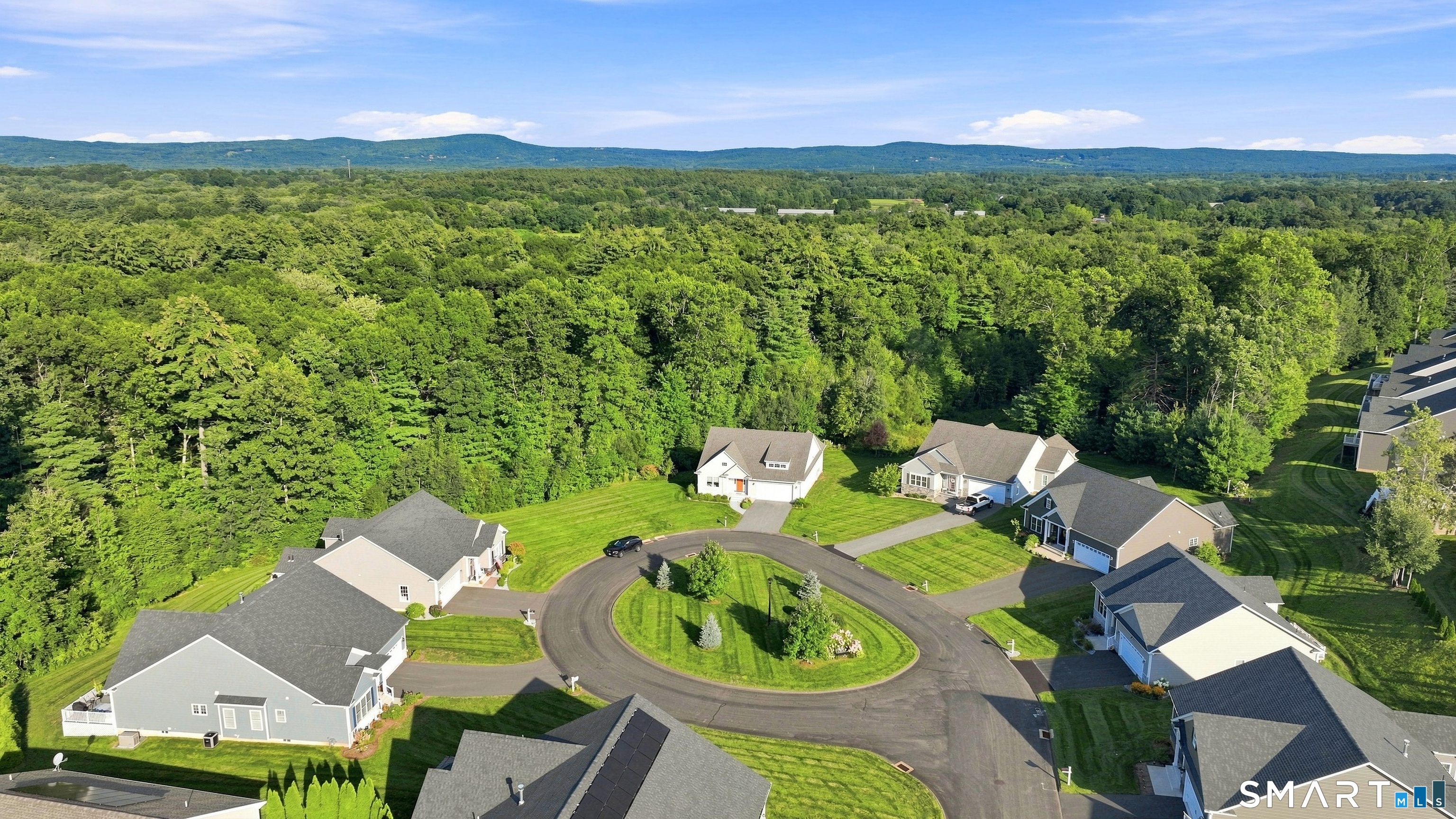 12 Copley Circle Enfield CT 06082