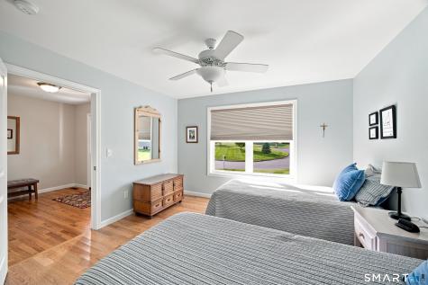 12 Copley Circle Enfield CT 06082