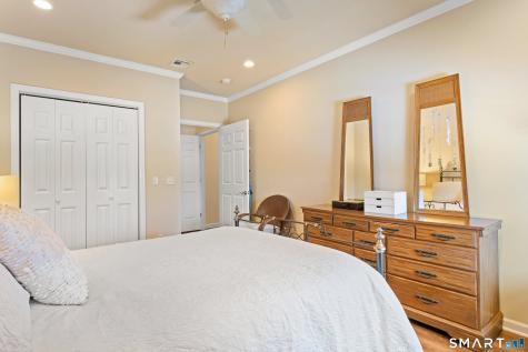 60 Maple Street Branford CT 06405