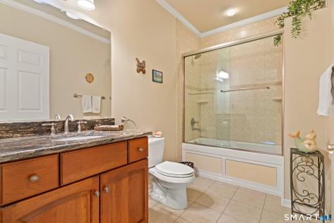 60 Maple Street Branford CT 06405