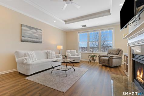 60 Maple Street Branford CT 06405