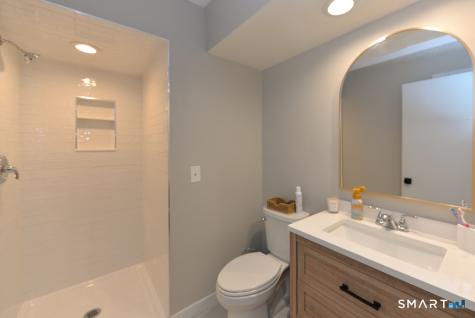 2 Heritage Crest Southbury CT 06488