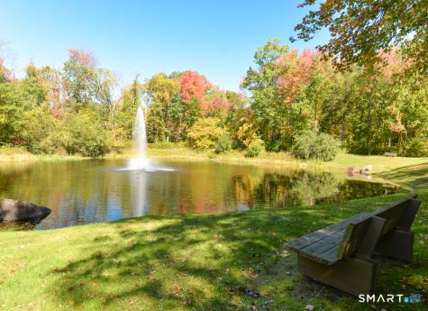 2 Heritage Crest Southbury CT 06488