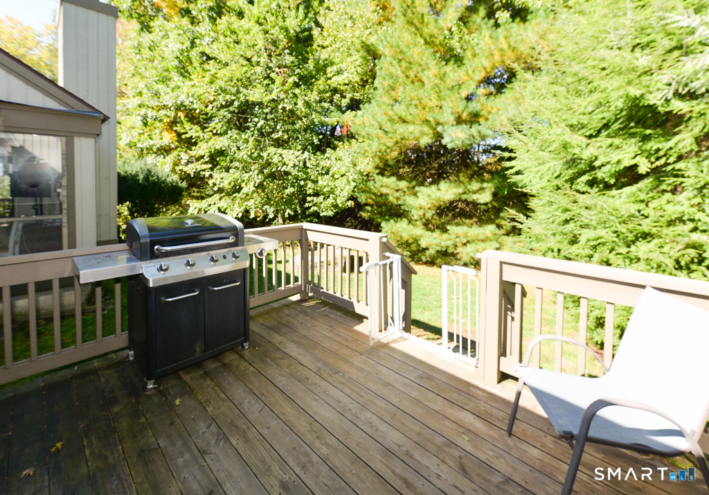 2 Heritage Crest Southbury CT 06488