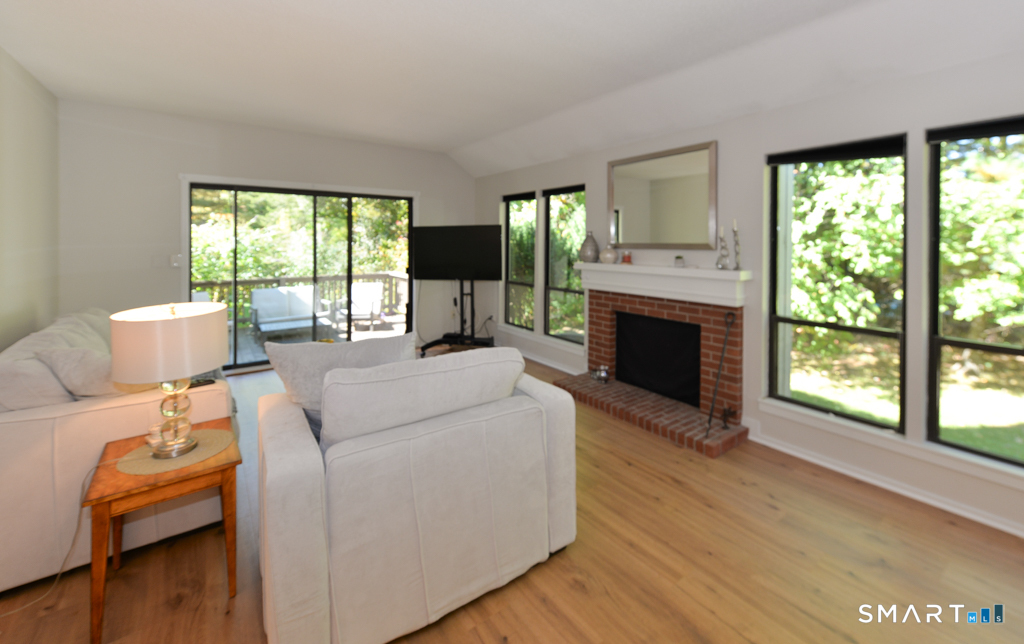 2 Heritage Crest Southbury CT 06488