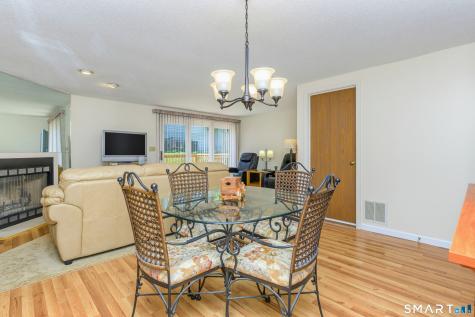21 Wynwood Drive Cromwell CT 06416