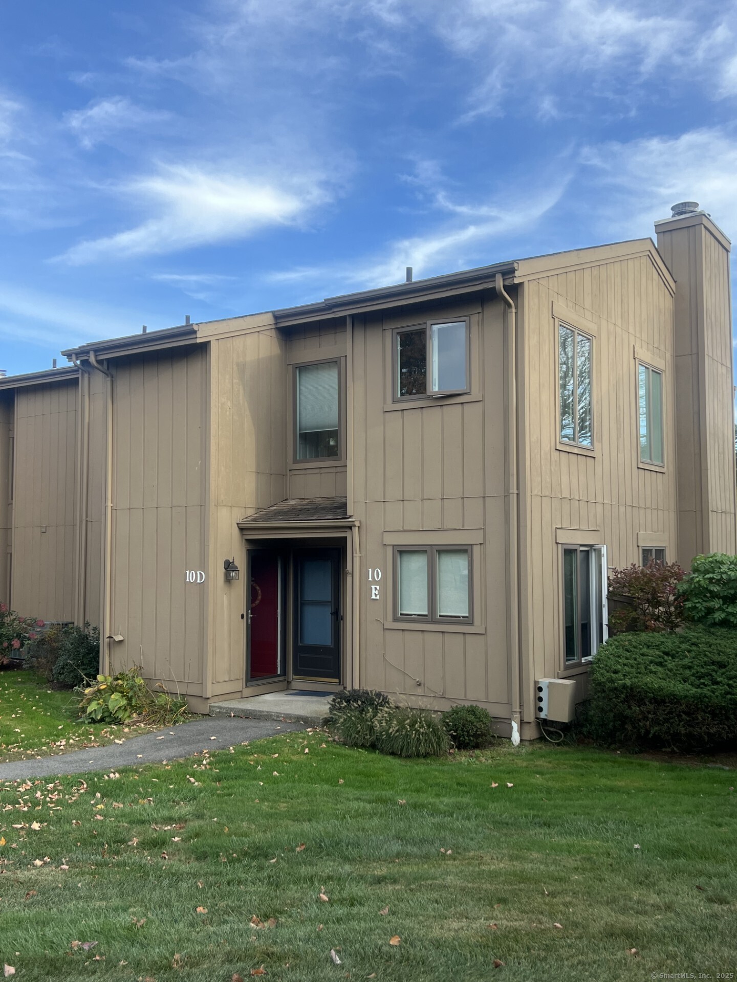 10 Pilgrim Harbor Wallingford CT 06492