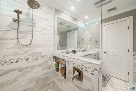 28 Heritage Crest Southbury CT 06488