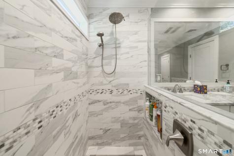 28 Heritage Crest Southbury CT 06488