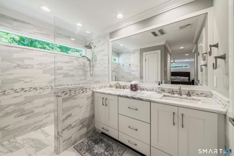 28 Heritage Crest Southbury CT 06488