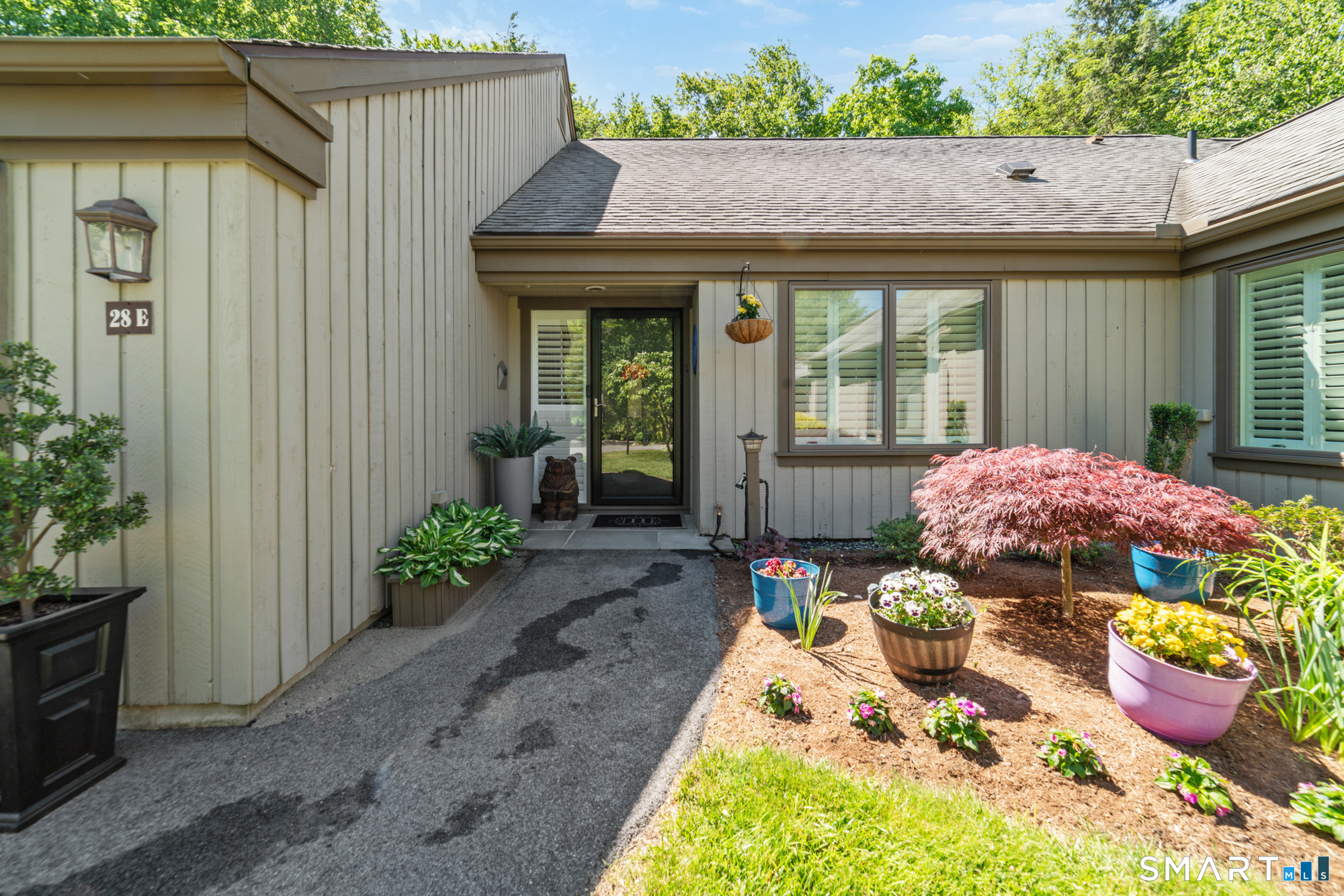 28 Heritage Crest Southbury CT 06488