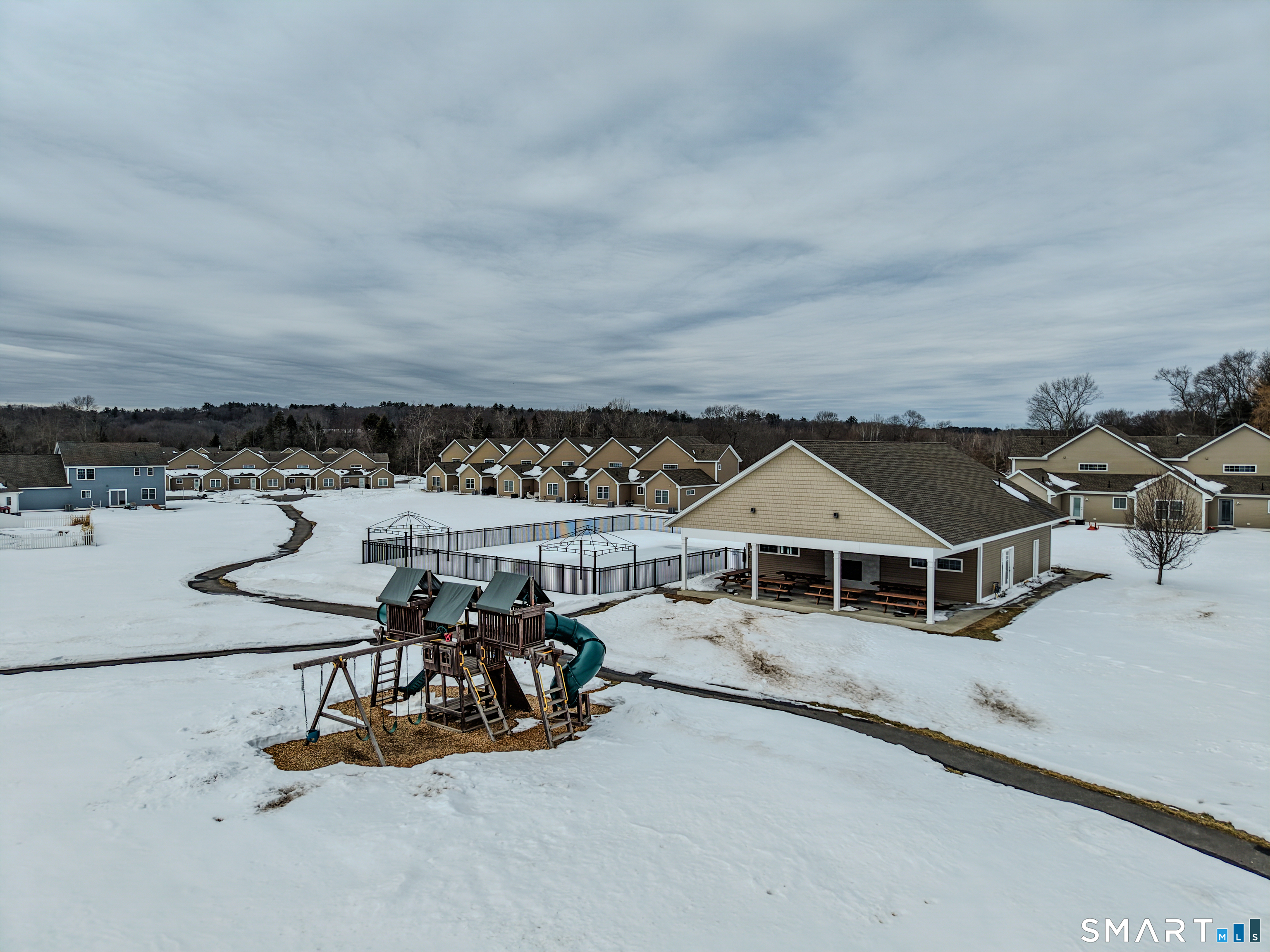 109 Old Village Circle Windsor CT 06095