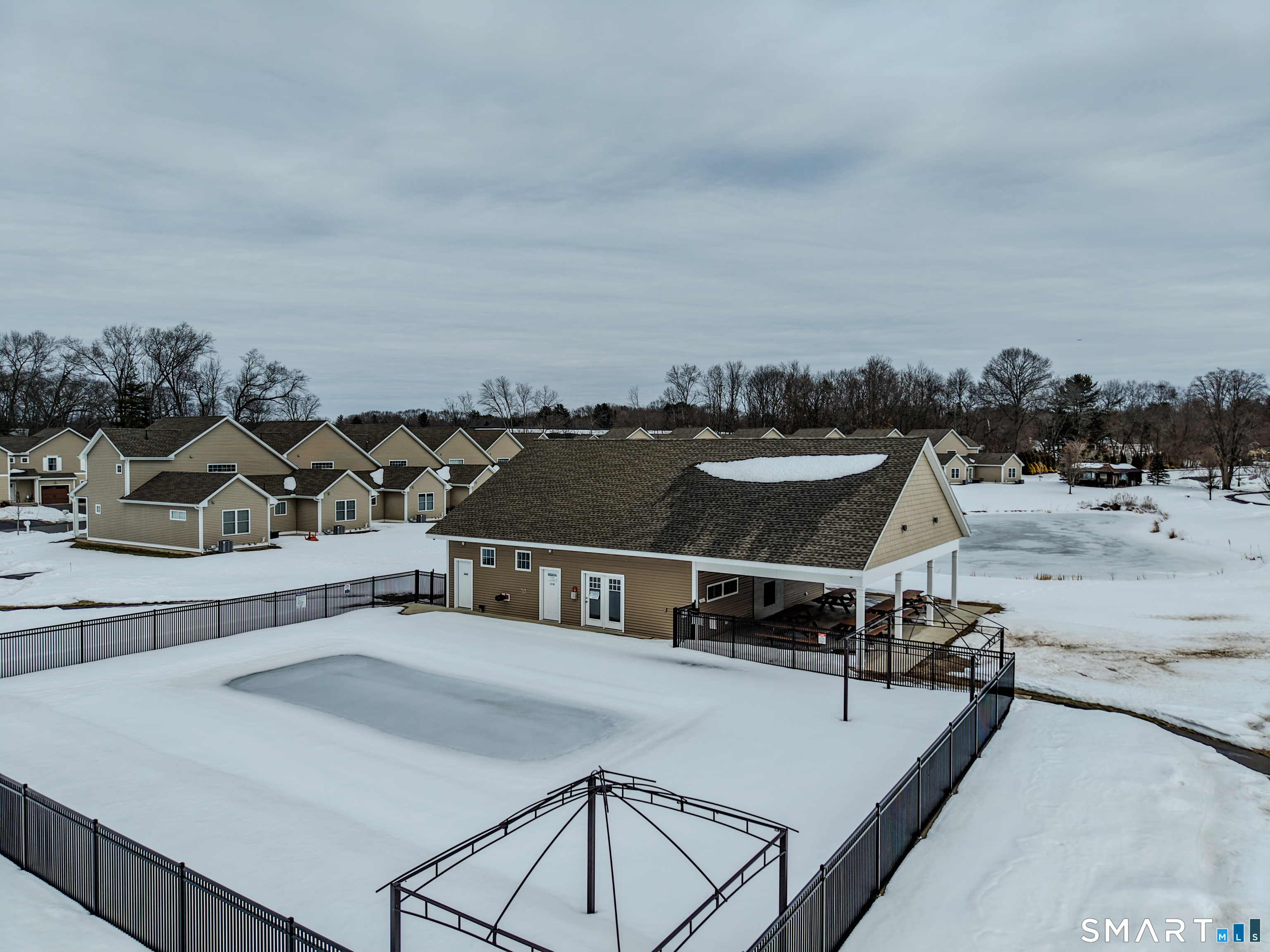 109 Old Village Circle Windsor CT 06095