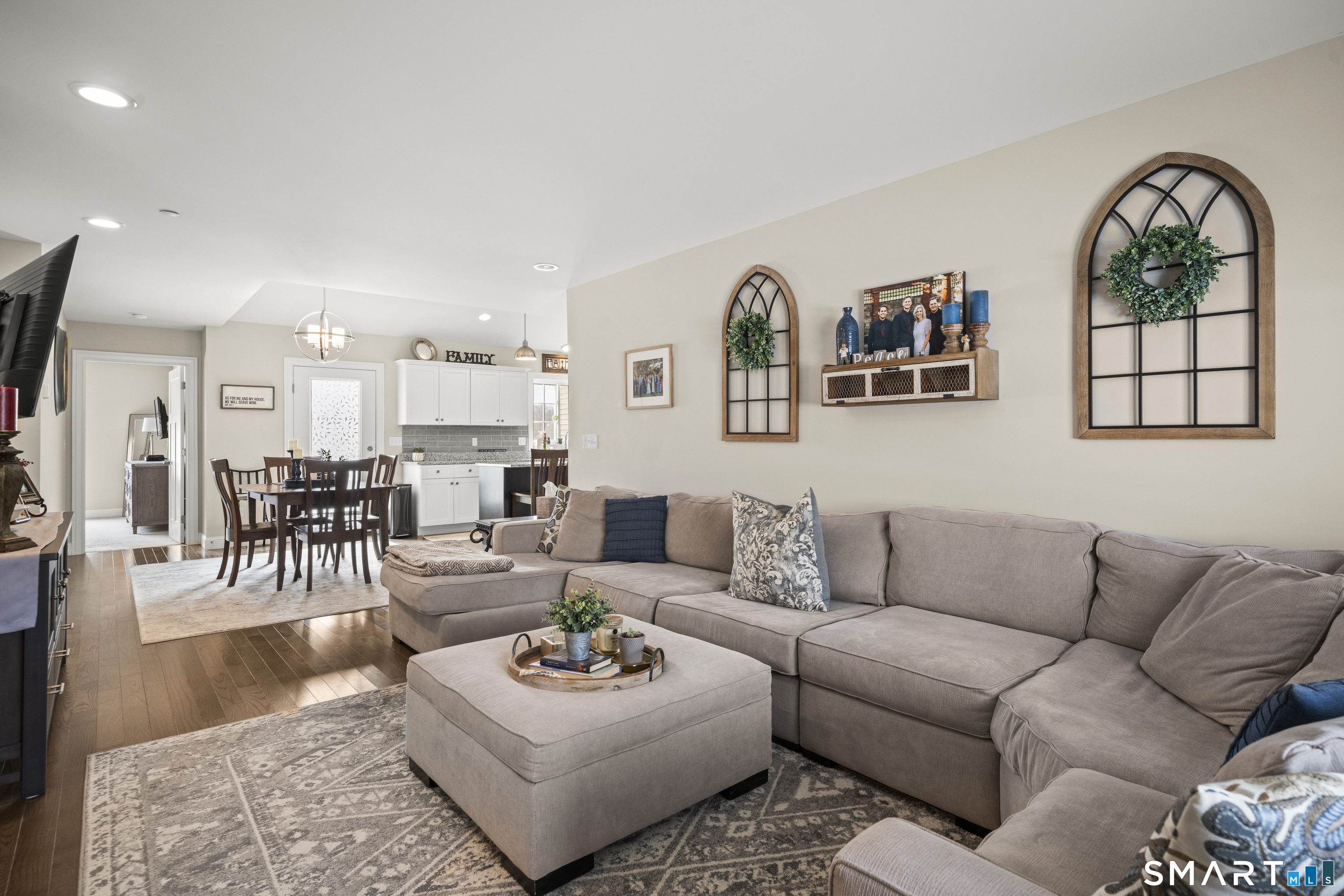 109 Old Village Circle Windsor CT 06095