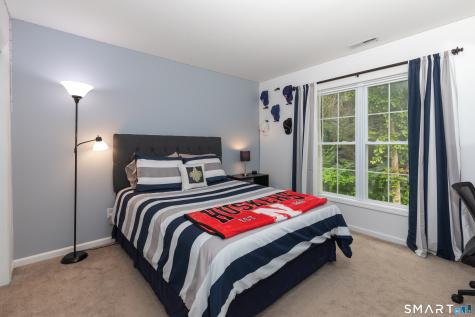 8 Minuteman Circle Southbury CT 06488