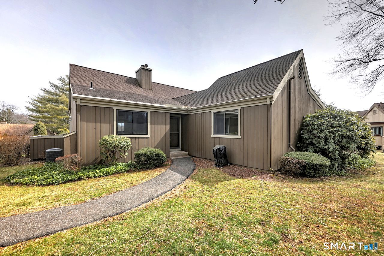 132 Bison Lane Stratford CT 06614