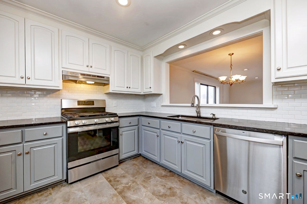 132 Bison Lane Stratford CT 06614