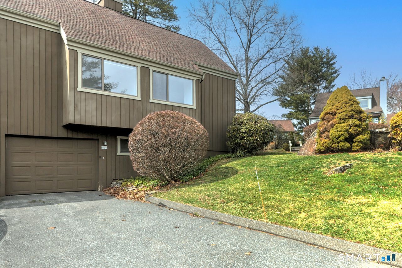 132 Bison Lane Stratford CT 06614