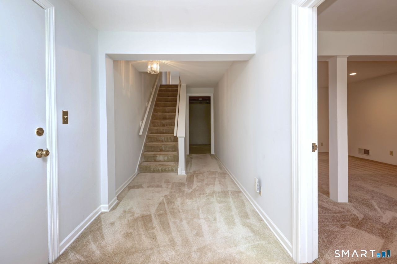 132 Bison Lane Stratford CT 06614