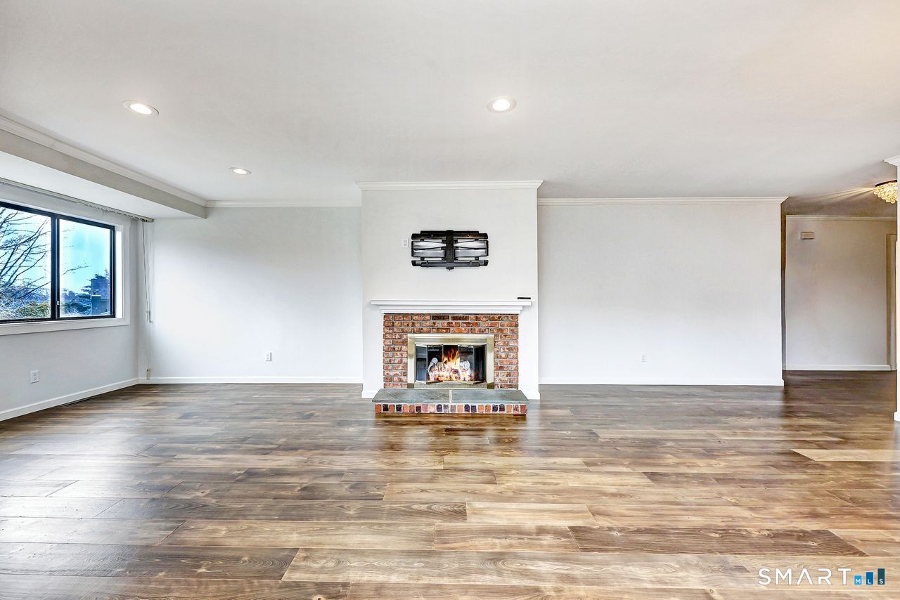 132 Bison Lane Stratford CT 06614