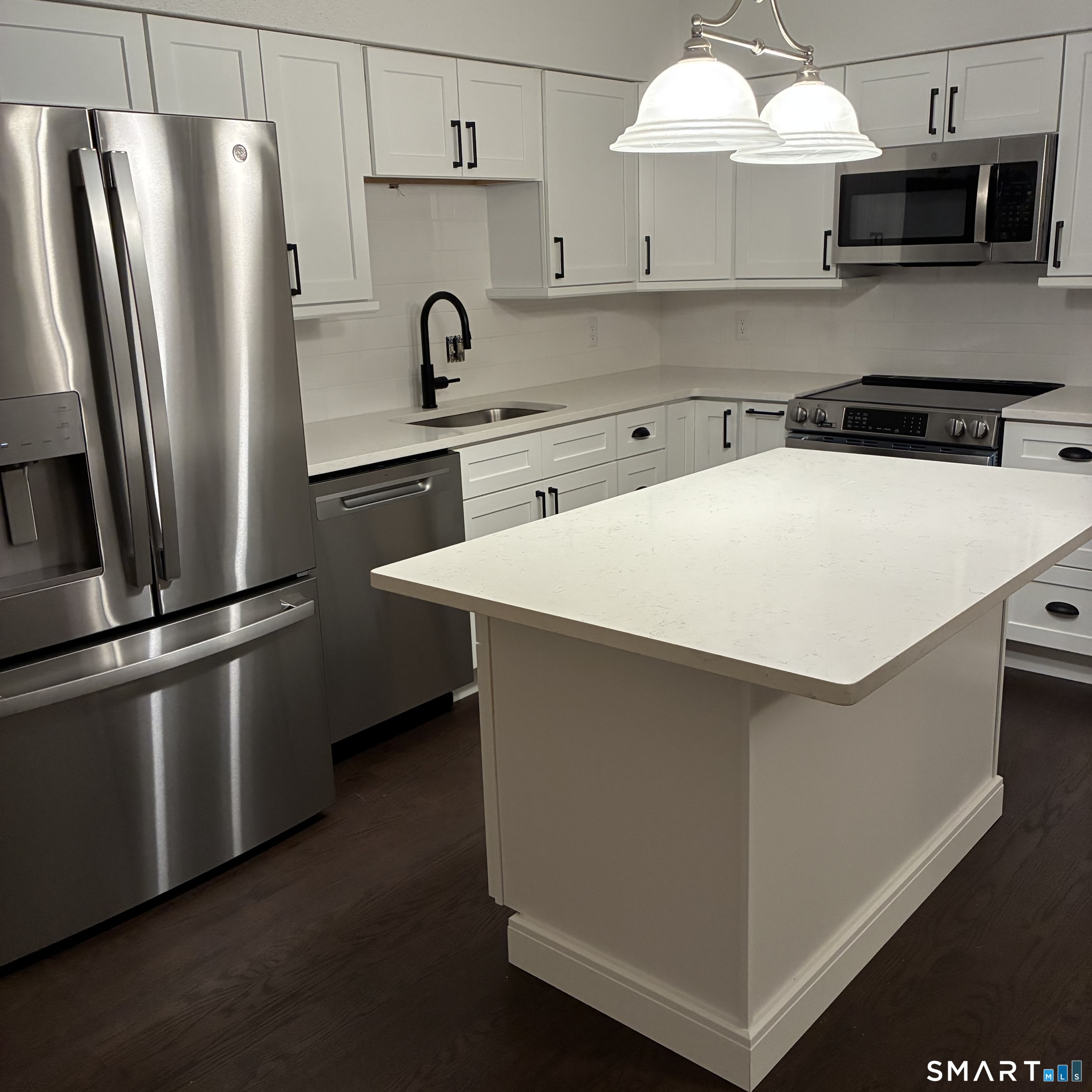 14 Brookview Circle Canton CT 06019