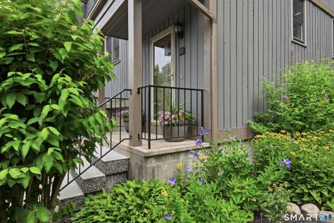 Brookfield CT 06804