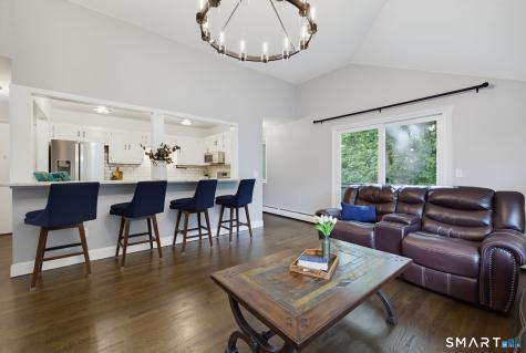 11 Byrne Court Farmington CT 06032