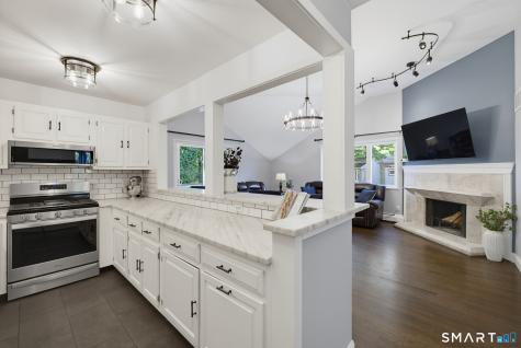 11 Byrne Court Farmington CT 06032