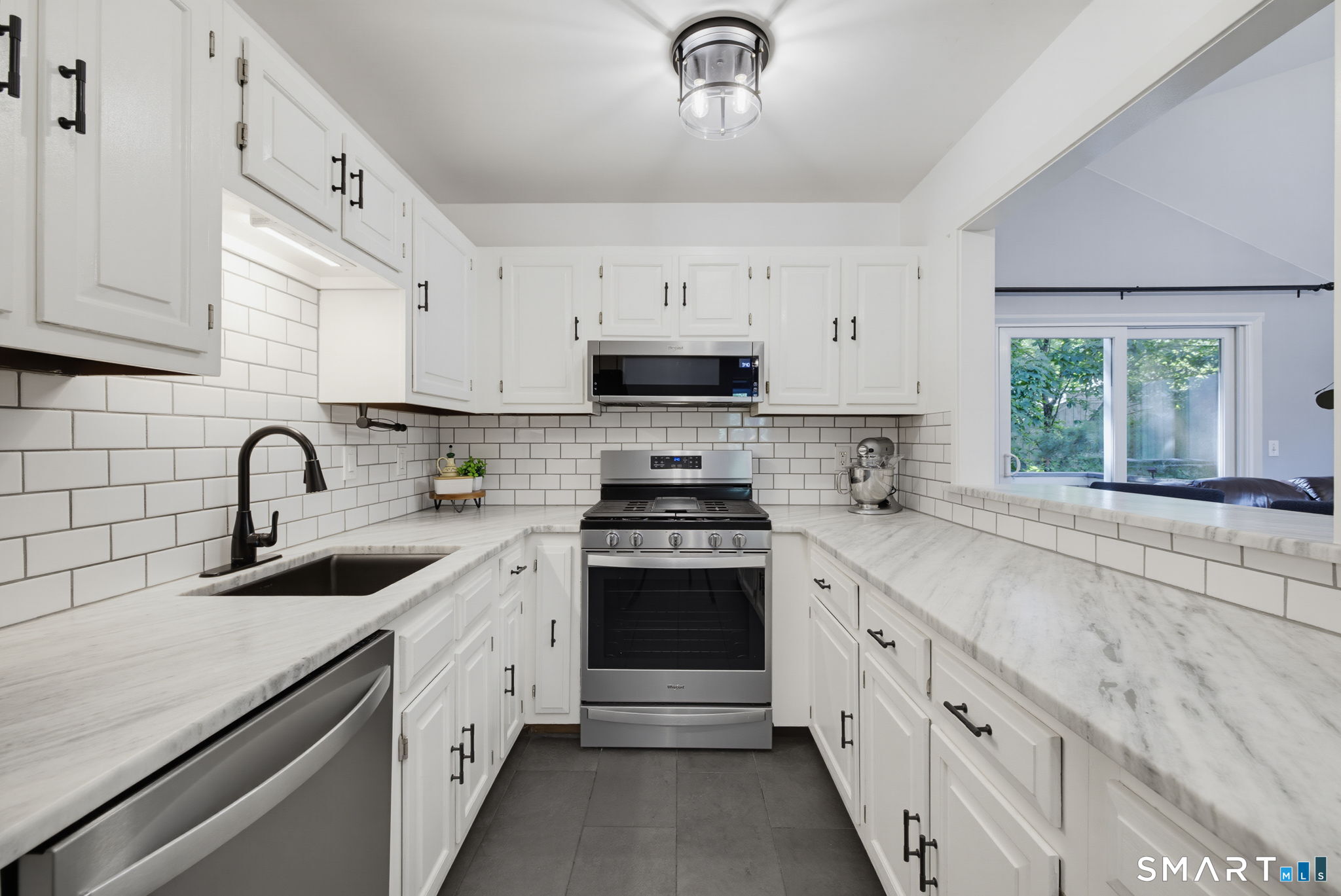 11 Byrne Court Farmington CT 06032