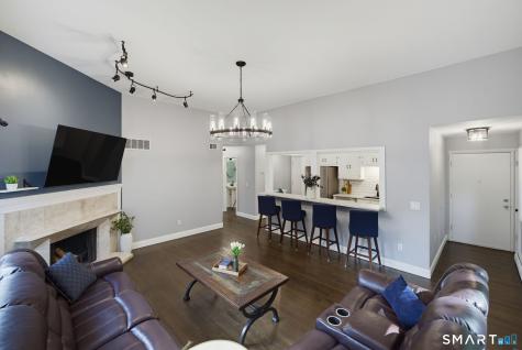11 Byrne Court Farmington CT 06032