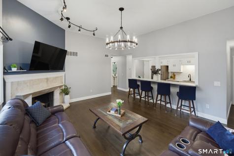 11 Byrne Court Farmington CT 06032