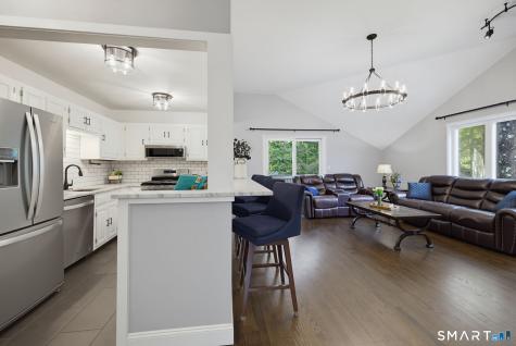 11 Byrne Court Farmington CT 06032