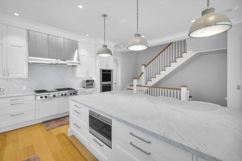 405 Whitfield Street Guilford CT 06437