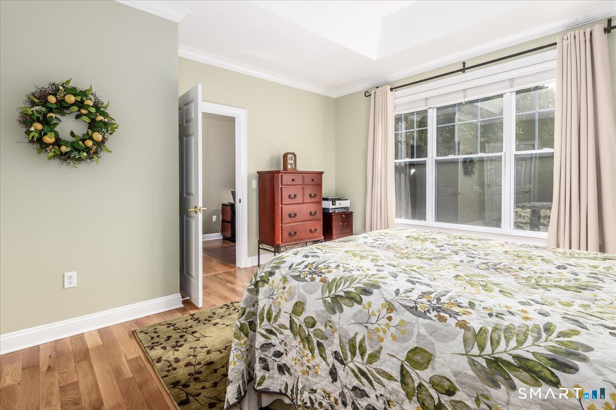 16 Franklin Court Newtown CT 06470