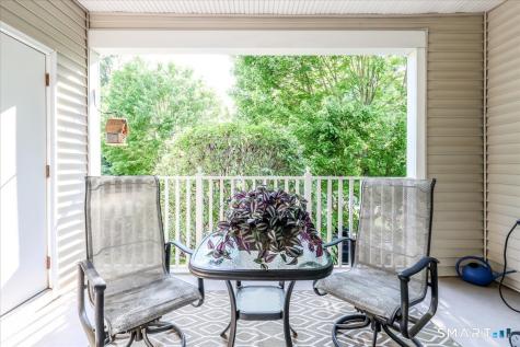 16 Franklin Court Newtown CT 06470