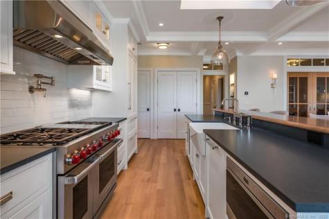22 West Main Street Groton CT 06355
