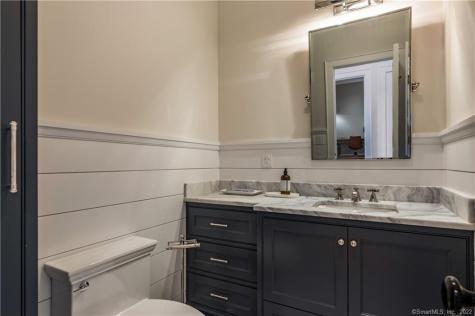 22 West Main Street Groton CT 06355