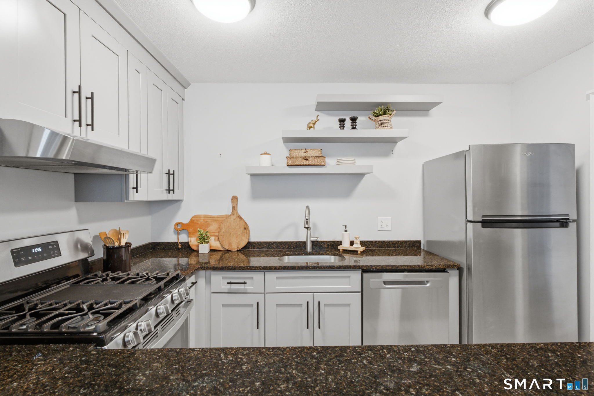 11 Byrne Court Farmington CT 06032