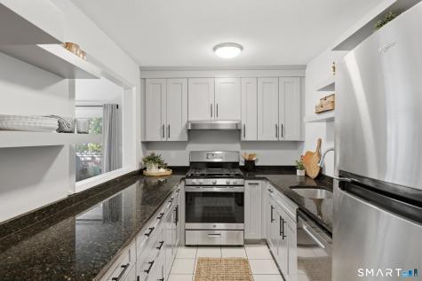 11 Byrne Court Farmington CT 06032