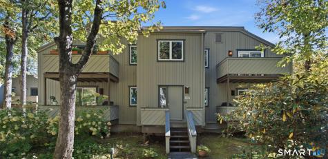 11 Byrne Court Farmington CT 06032