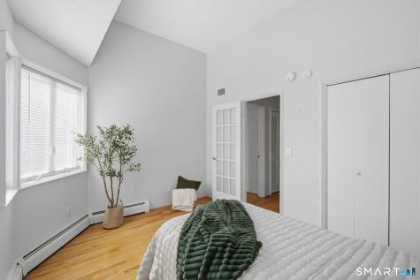 11 Byrne Court Farmington CT 06032