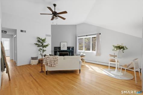 11 Byrne Court Farmington CT 06032