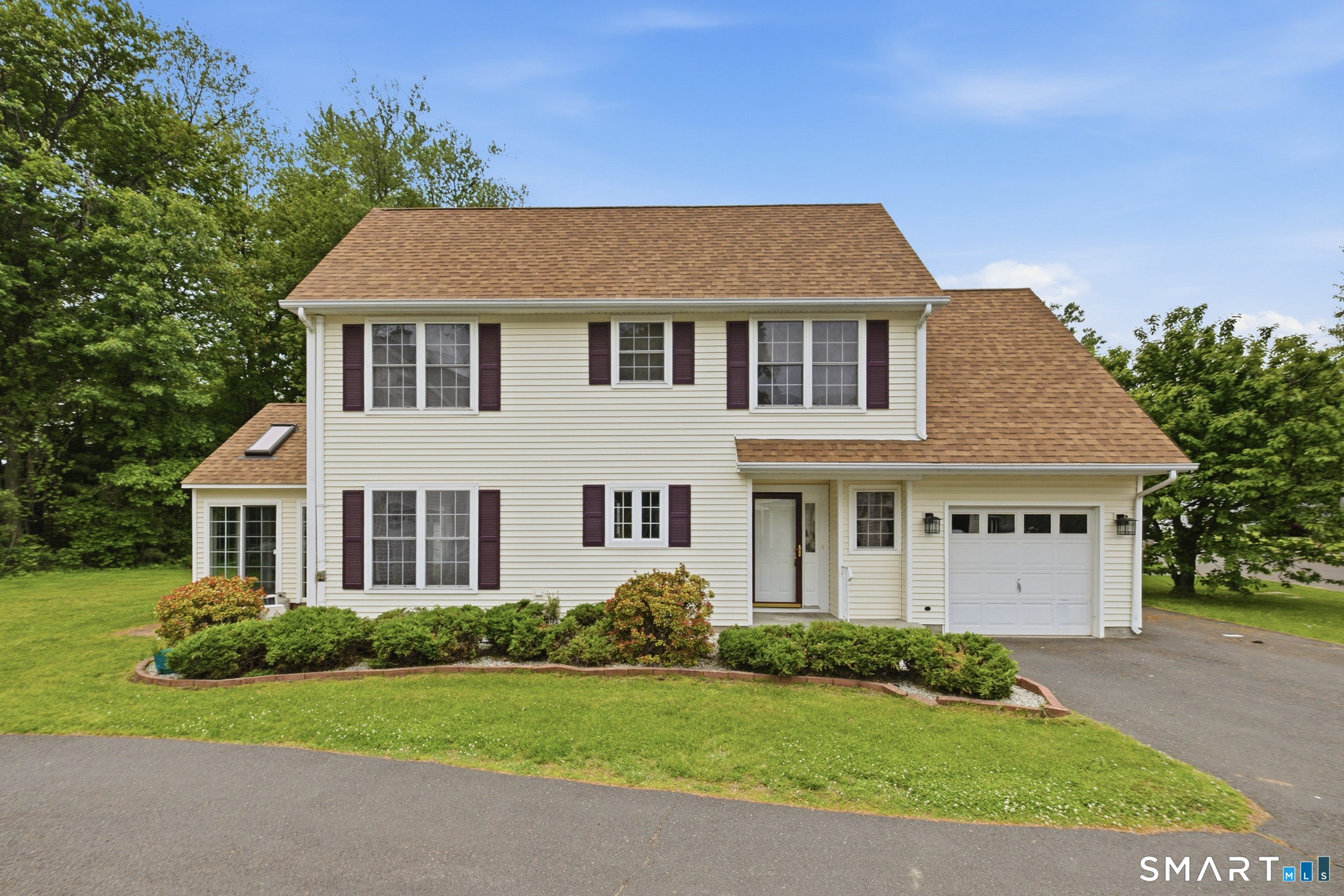 40 Fitch Meadow Lane South Windsor CT 06074