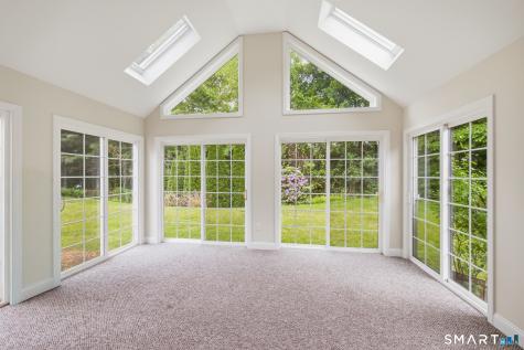 40 Fitch Meadow Lane South Windsor CT 06074
