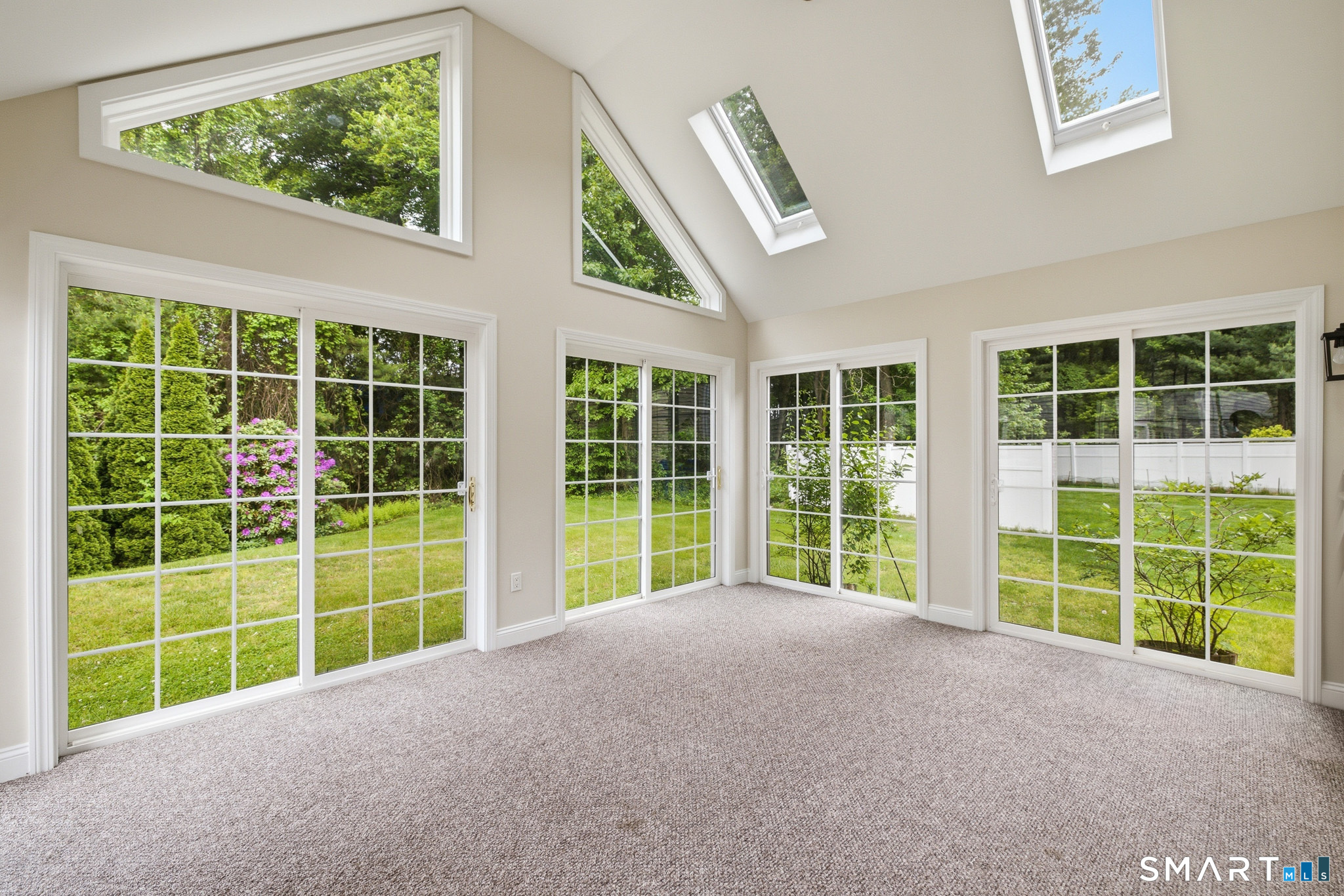 40 Fitch Meadow Lane South Windsor CT 06074