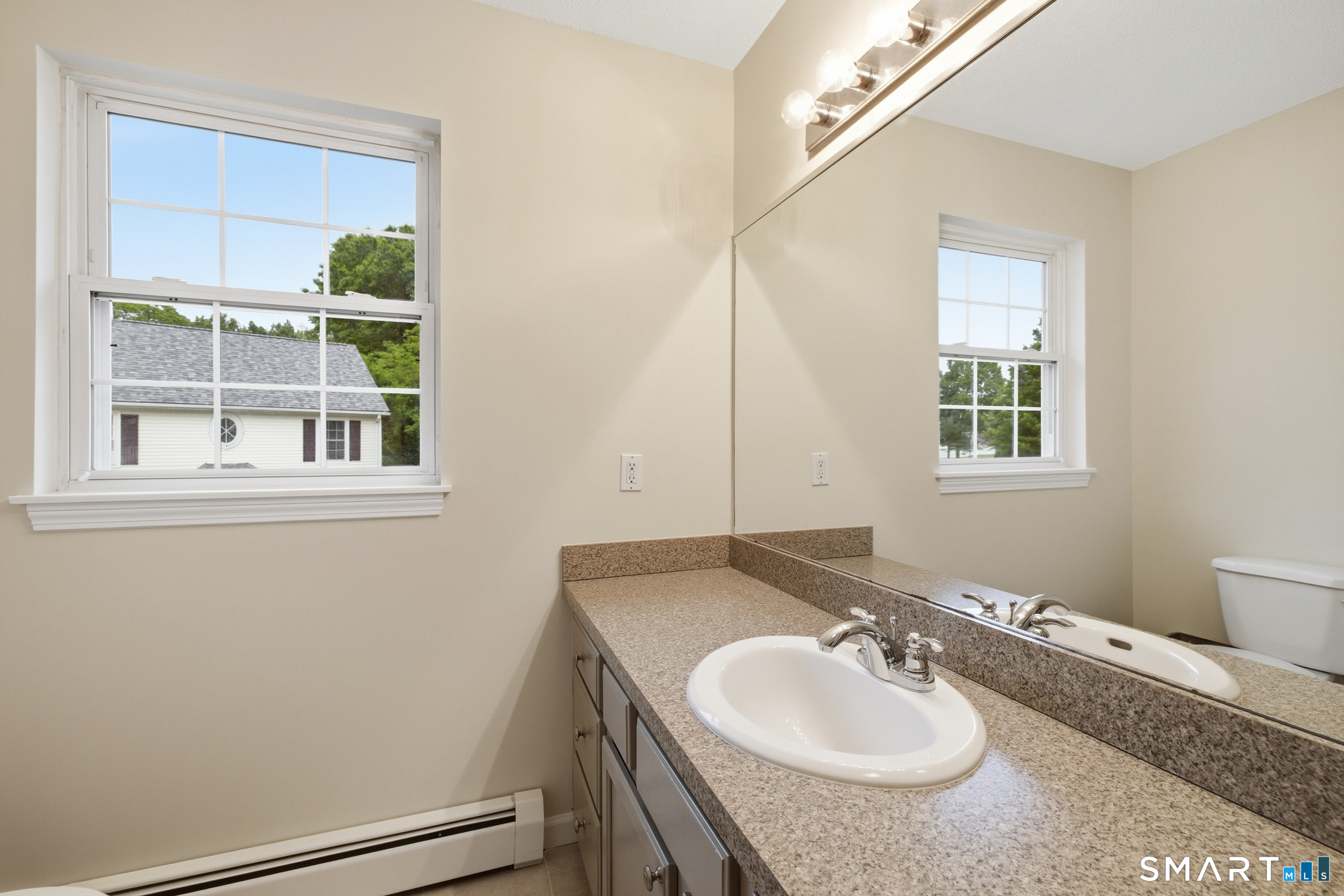 40 Fitch Meadow Lane South Windsor CT 06074