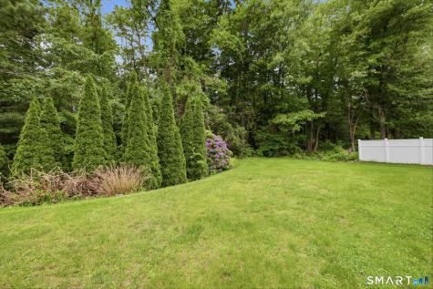 40 Fitch Meadow Lane South Windsor CT 06074