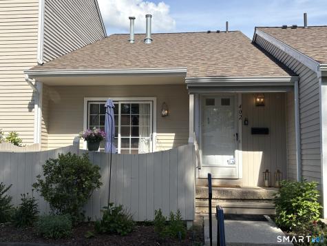 402 Lakeview Drive Southington CT 06489