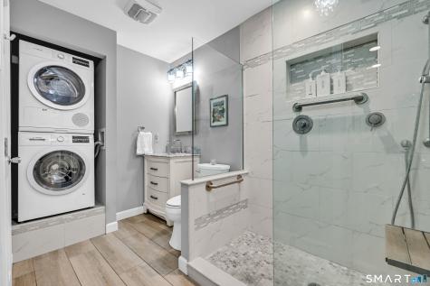 402 Lakeview Drive Southington CT 06489